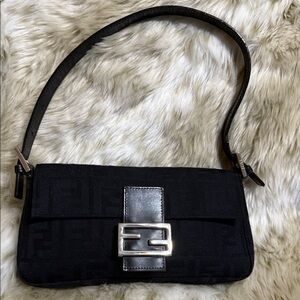Fendi shoulder Bag